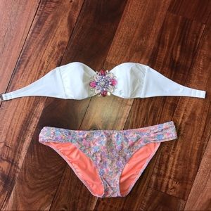 VS Strapless Bikini Top